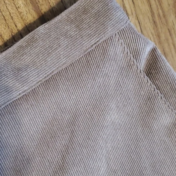 Alfred Dunner Womens Pull On Pants Corduroy Size 12 Tan - Picture 4 of 11